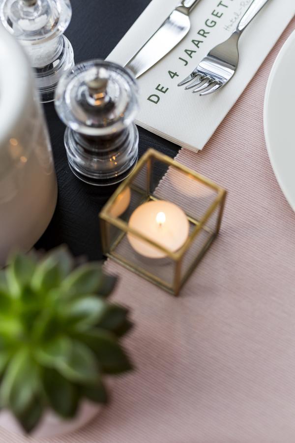 Hotel - Restaurant De 4 Jaargetijden 에펜 외부 사진