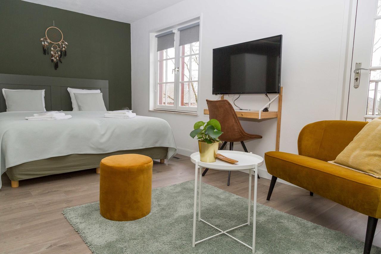 Hotel - Restaurant De 4 Jaargetijden 에펜 외부 사진