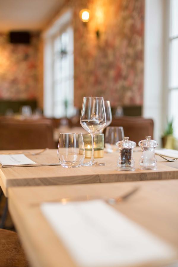 Hotel - Restaurant De 4 Jaargetijden 에펜 외부 사진