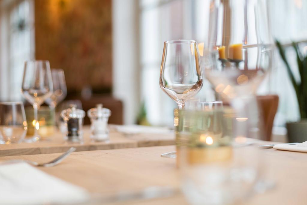 Hotel - Restaurant De 4 Jaargetijden 에펜 외부 사진